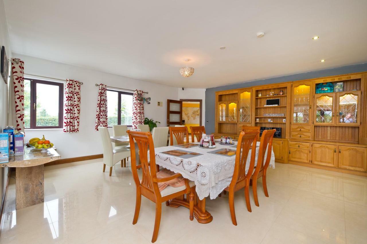 Alloggio in famiglia Moorepark West House *